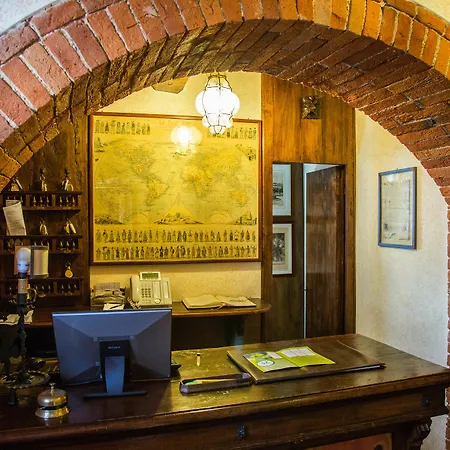 Castelletto Di Montebenichi 4*