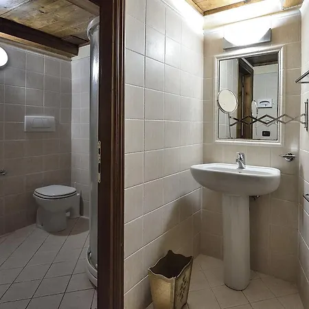 Castelletto Di Montebenichi 4*