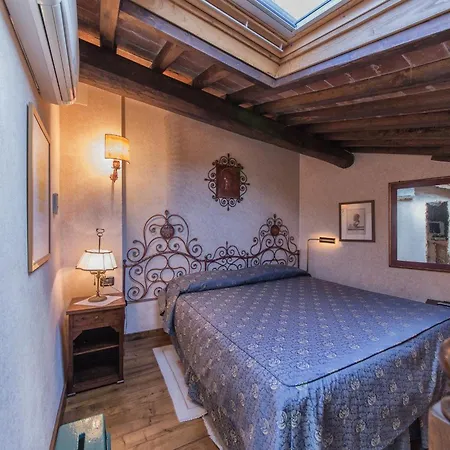 Castelletto Di Montebenichi Apart Otel Monte Benichi