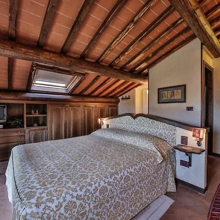 Castelletto Di Montebenichi 4*