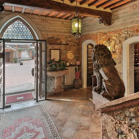 Castelletto Di Montebenichi 4*