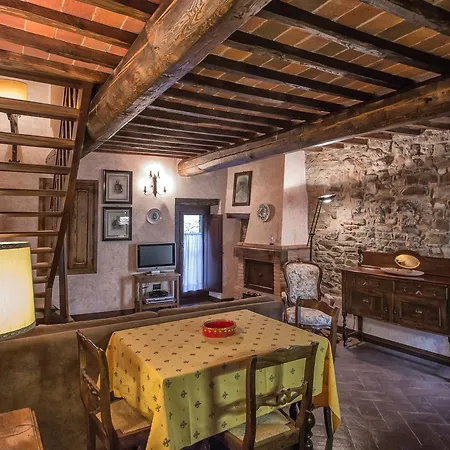Castelletto Di Montebenichi 公寓式酒店 4*