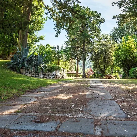Aparthotel Castelletto Di Montebenichi 4*